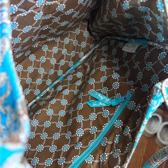 Vera Bradley Handbag - Picture 5 of 6